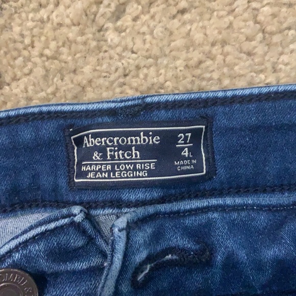 Jeans - Picture 2 of 2